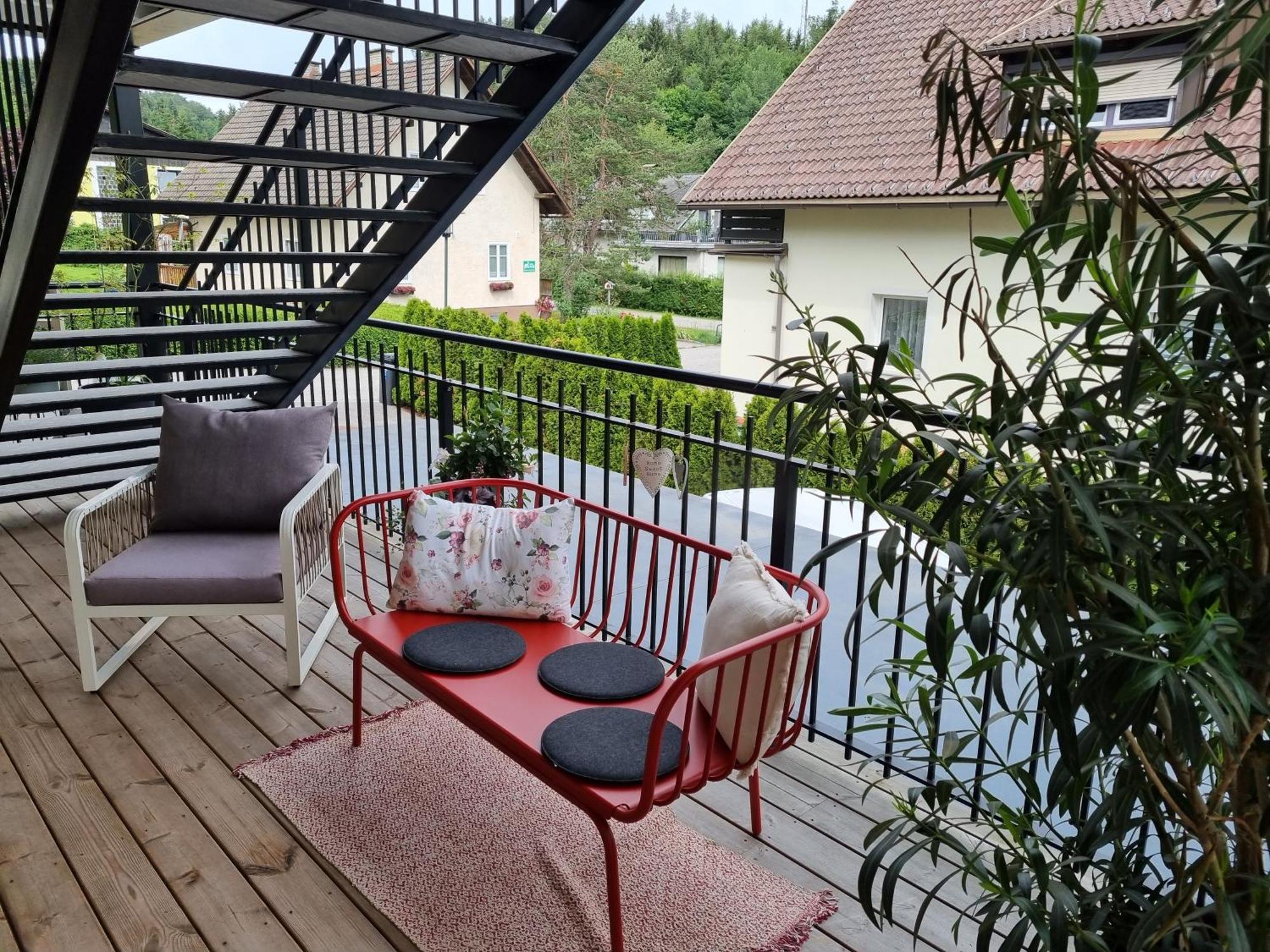 Ferienwohnung Binder Hubertusstrasse フェルデン・アム・ヴェルターゼー エクステリア 写真